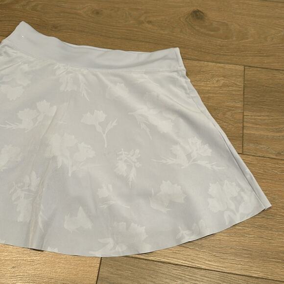 NIKE Golf Light Purple Floral Embossed Active Outdoor Tennis Skort‎ Size Small - Picture 6 of 10